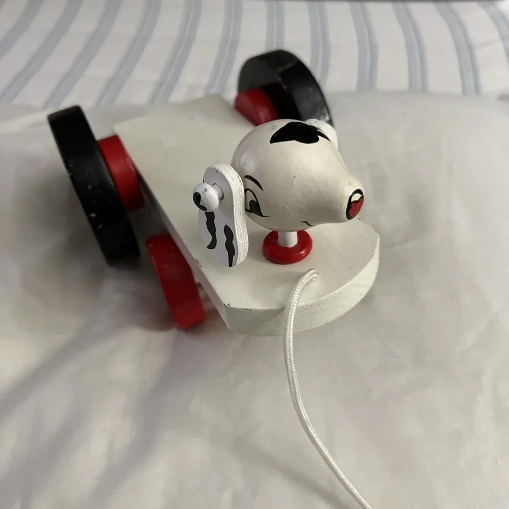 Vintage Black and White Dog‎ Style Wooden Pull Toy